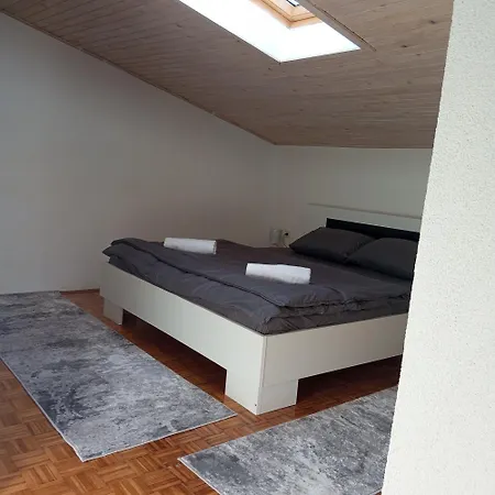 Cosy ヤイツェ
